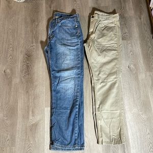 2 Pairs Men’s Levis 34x30